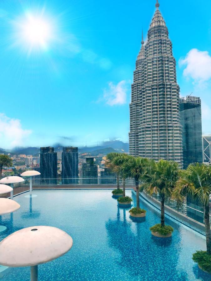 Sky Suites At Klcc By Like Home Куала-Лумпур Экстерьер фото